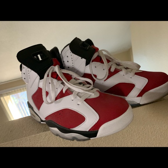 Jordan Carmine’s - Picture 2 of 2